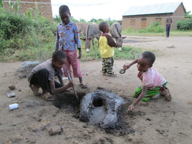 Tongrube in Tansania